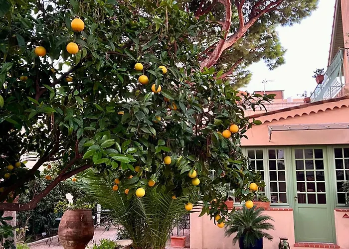 Le Ponteil 2* Antibes