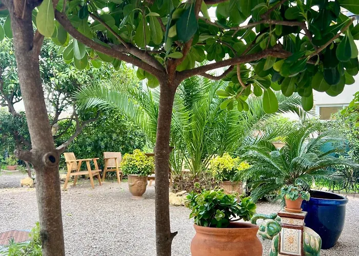 Hotel Le Ponteil Antibes