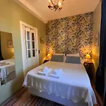 ホテル Le Ponteil 2*