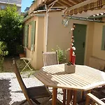 Le Ponteil 2* アンティーブ