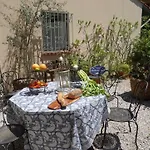 Le Ponteil ホテル アンティーブ