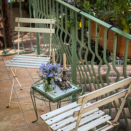 Le Ponteil Hotel 2*