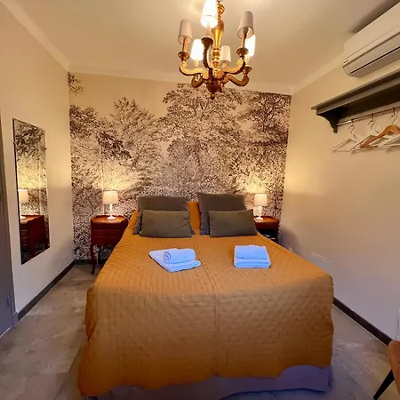 Le Ponteil Hotel 2*