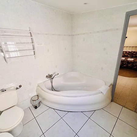 Le Ponteil Hotel 2*