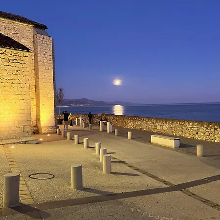 Le Ponteil 2* Antibes