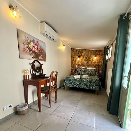 Le Ponteil Otel 2*